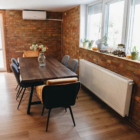 Kraljev Breg Fruska Gora Pool And Padel