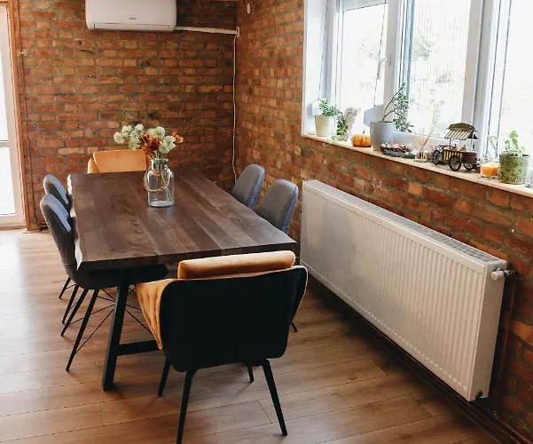 Kraljev Breg Fruska Gora Pool And Padel