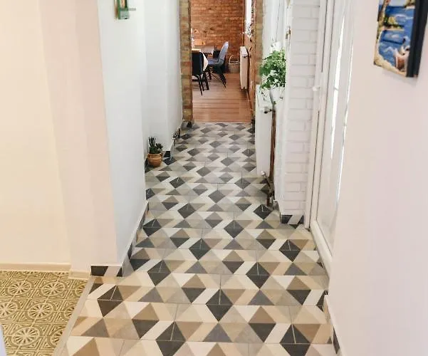 Villa Kraljev Breg Fruska Gora Pool And Padel Cortanovci