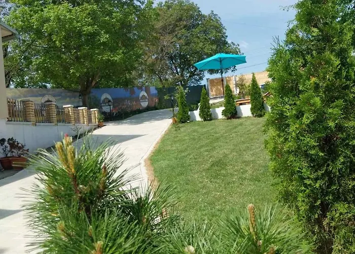 Villa Kraljev Breg Fruska Gora Pool And Padel *